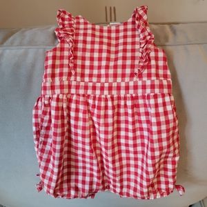 Nordstrom gingham red one piece romper, 9 months 🍒